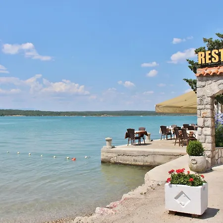 Apartman In With One-bedroom 10