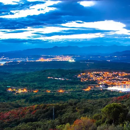 In With One-bedroom 10 Apartman *