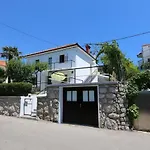 Lägenhet In With One-bedroom 10 Šilo